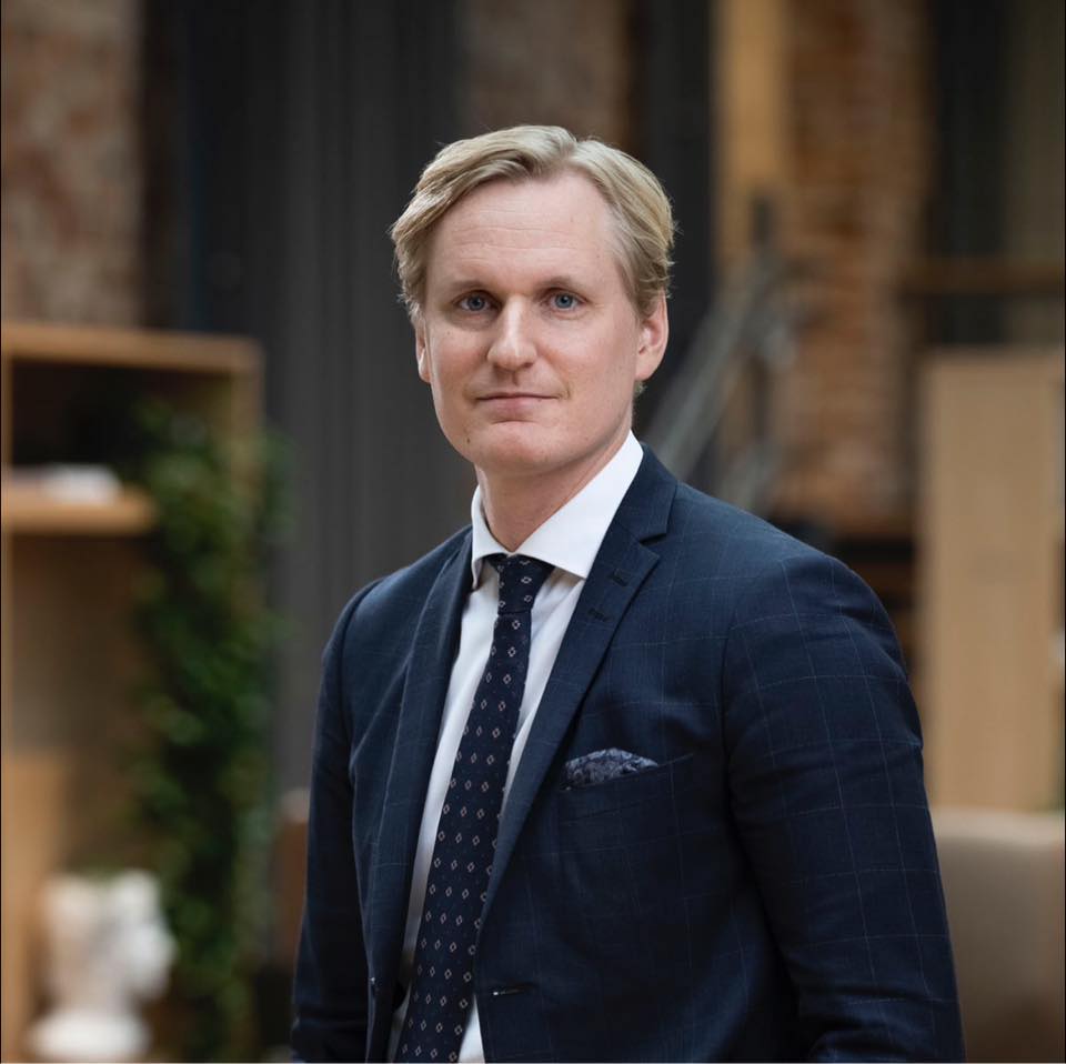 Adam Dobbertin